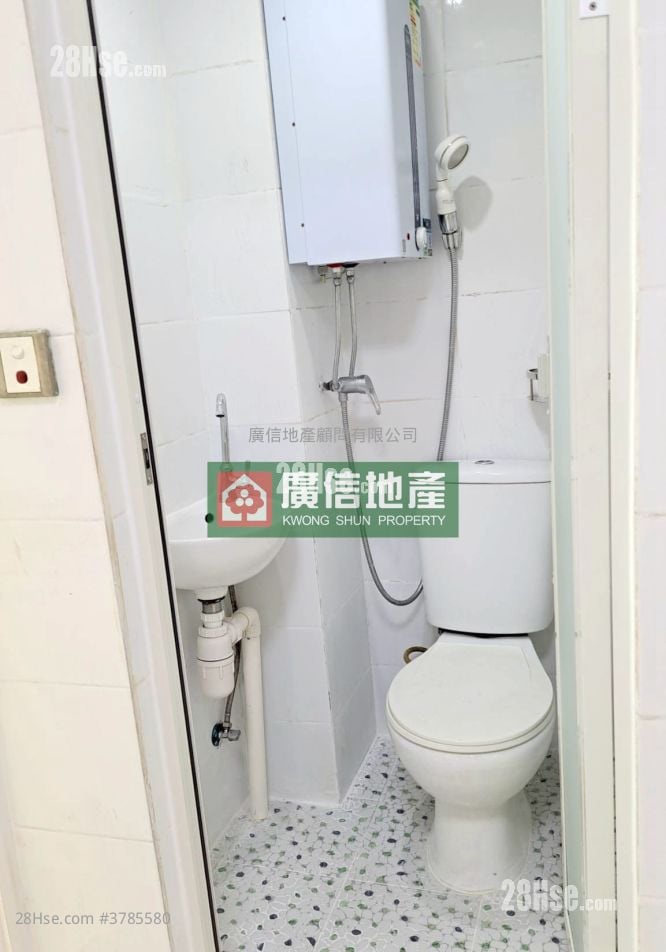 兆丰大楼 租盘 2 房 , 1 浴室 320 平方尺