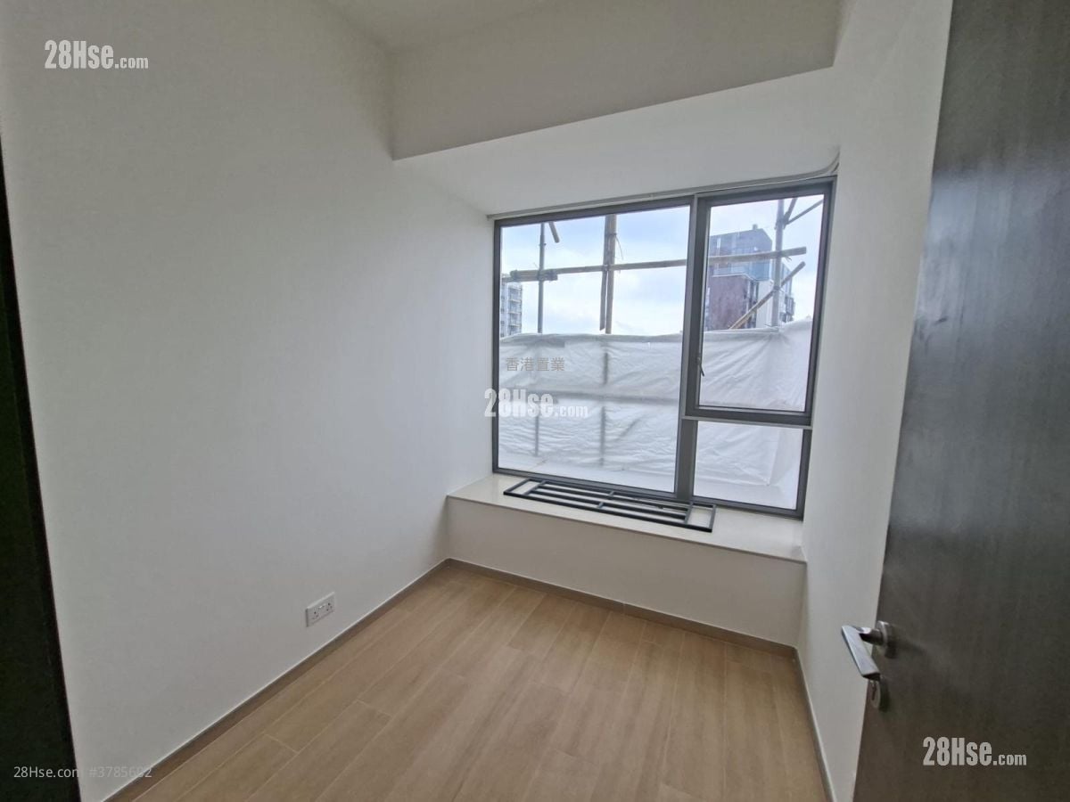 Heya Crystal Rental 2 Bedrooms , 1 Bathroom 525 ft²