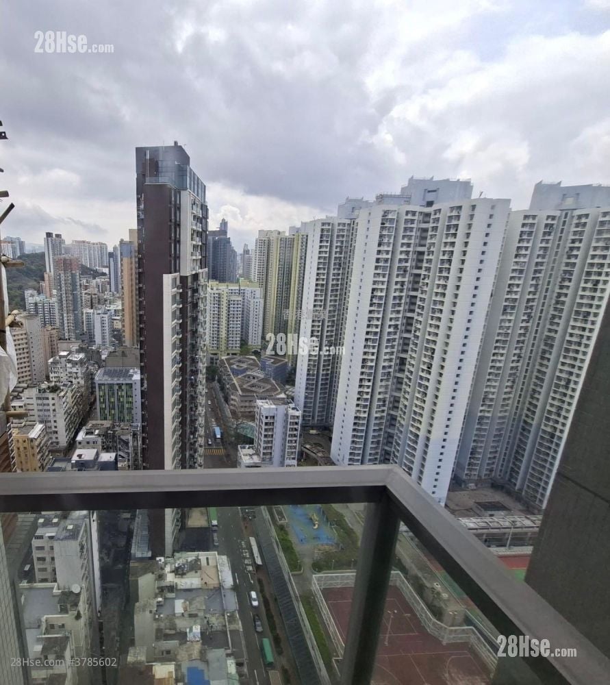 Heya Crystal Rental 2 Bedrooms , 1 Bathroom 525 ft²