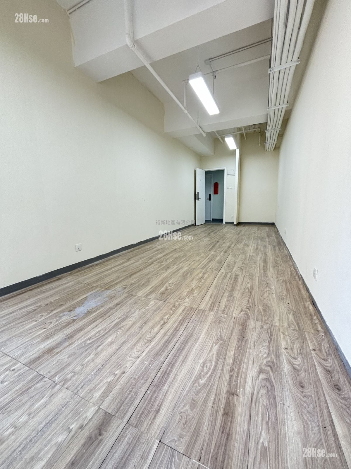 On Dak Industrial Building Rental