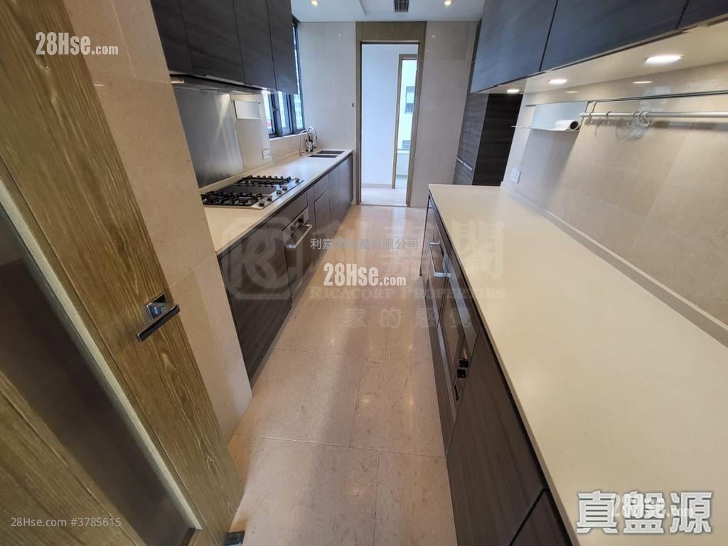 义德道1及3号 租盘 1,747 平方尺