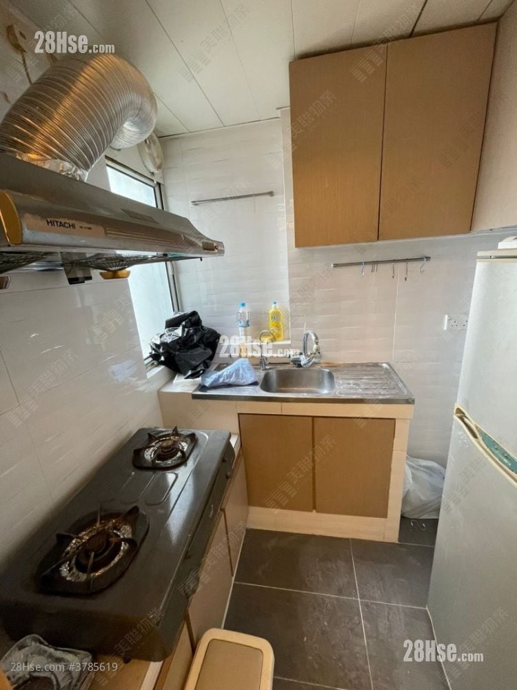 New Kwai Fong Gardens Rental 2 Bedrooms , 1 Bathroom 415 ft²