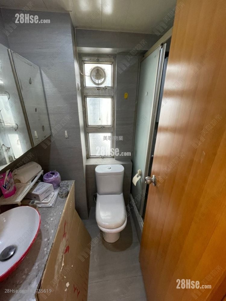 New Kwai Fong Gardens Rental 2 Bedrooms , 1 Bathroom 415 ft²