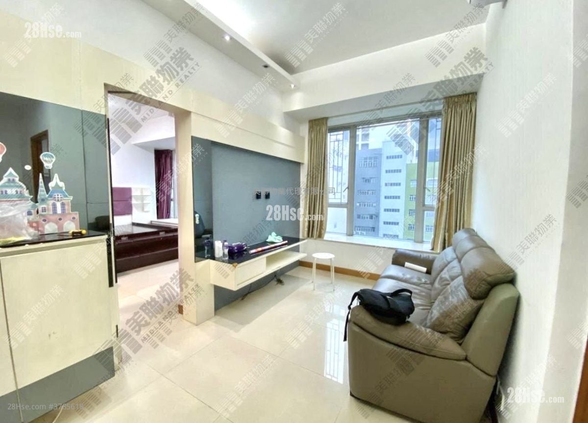 Indihome Sell 2 Bedrooms , 1 Bathroom 420 ft²