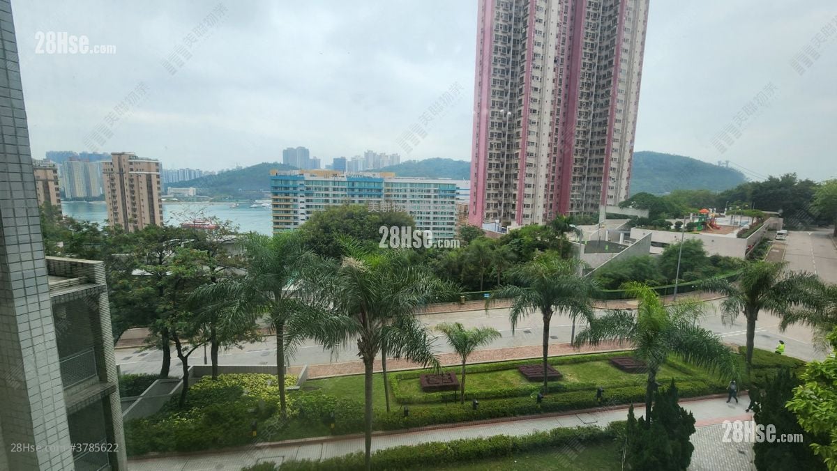 Hanley Villa Sell 3 Bedrooms , 2 Bathrooms 626 ft²