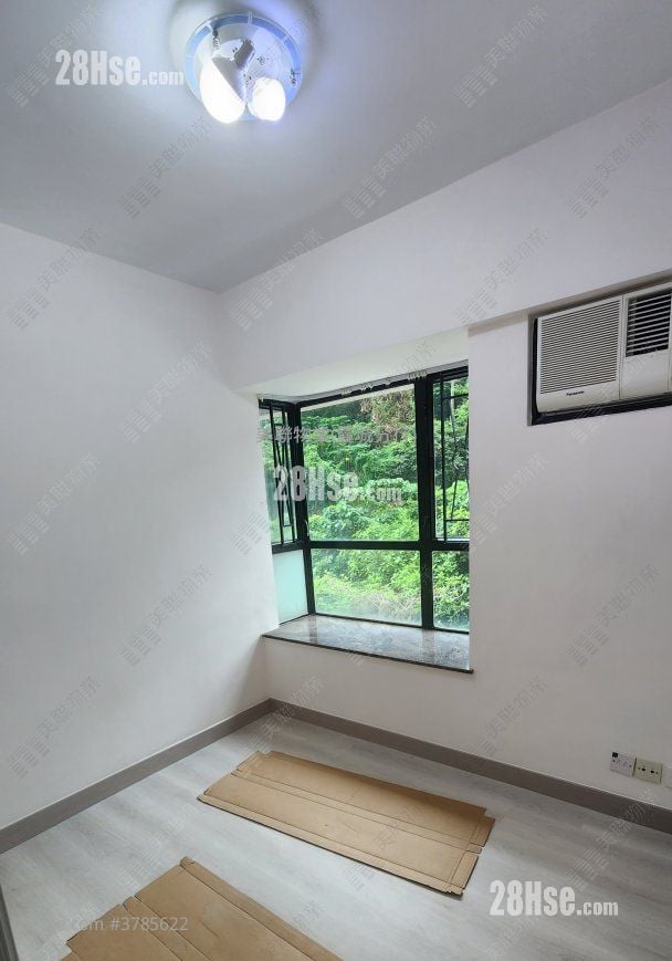 Hanley Villa Sell 3 Bedrooms , 2 Bathrooms 626 ft²