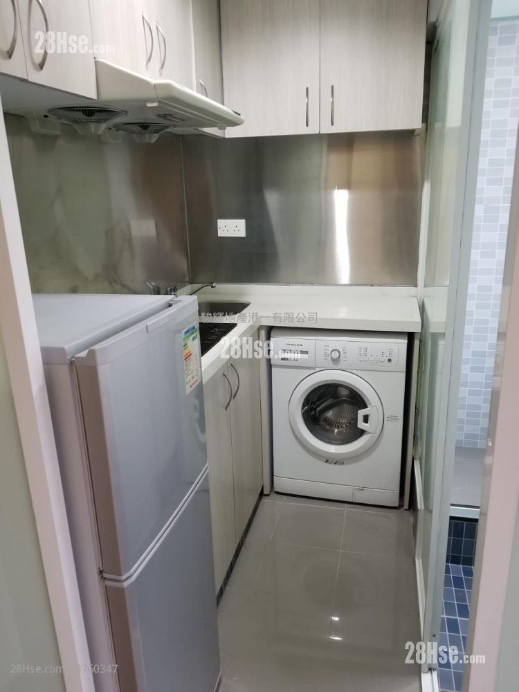 Pat Chun Mansion Sell 2 Bedrooms , 1 Bathroom 246 ft²