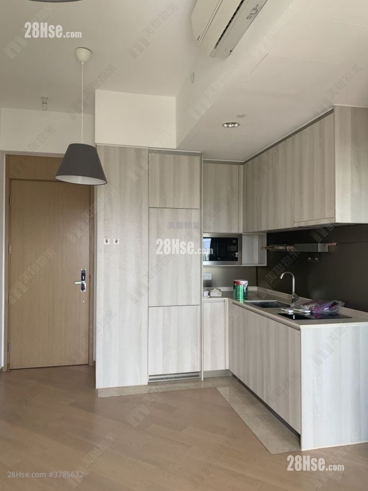 Eight Regency Sell 2 Bedrooms 474 ft²