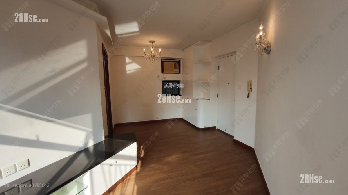 Kornhill Sell 2 Bedrooms 461 ft²