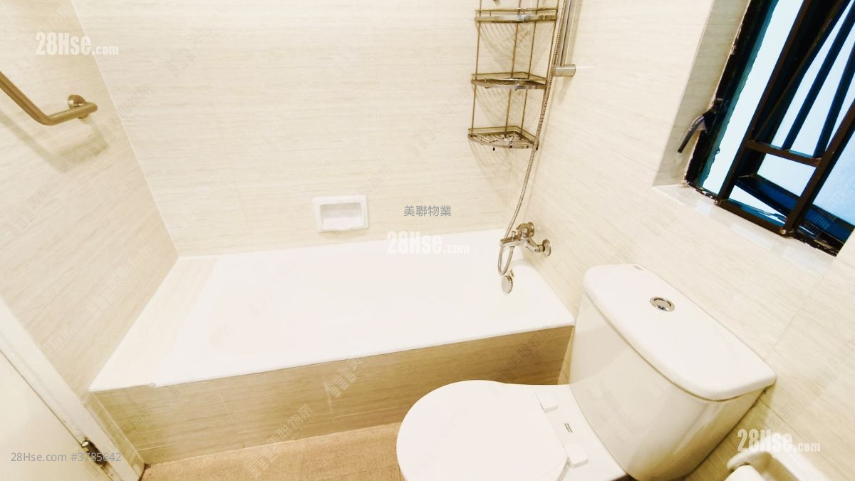 Kornhill Sell 2 Bedrooms 461 ft²