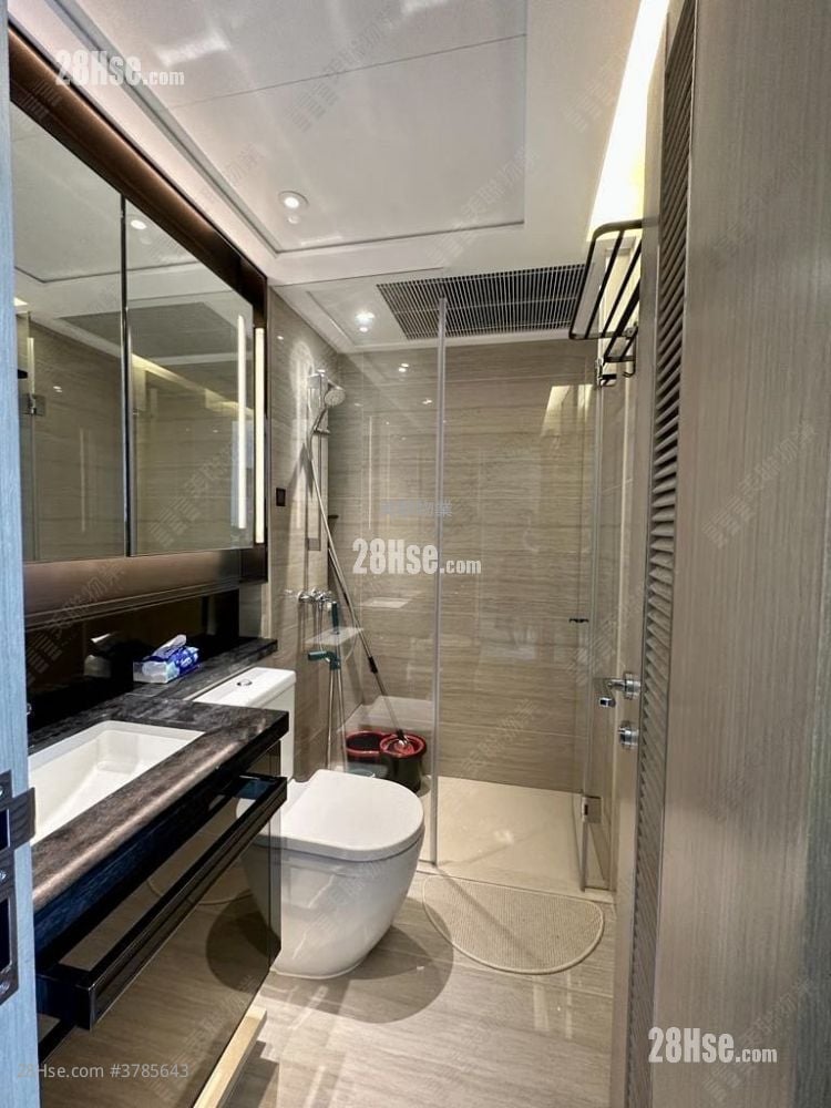 Cullinan West Rental 416 ft²