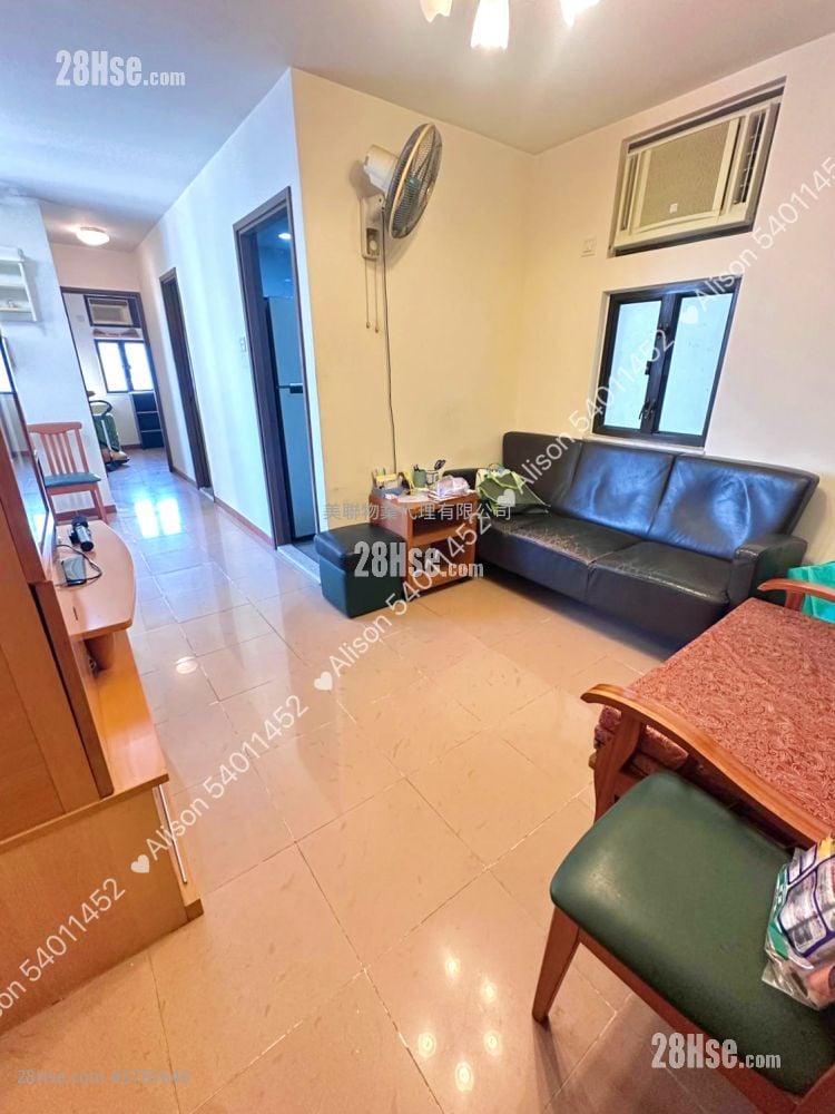 Luk Yeung Sun Chuen Sell 2 Bedrooms , 1 Bathroom 475 ft²