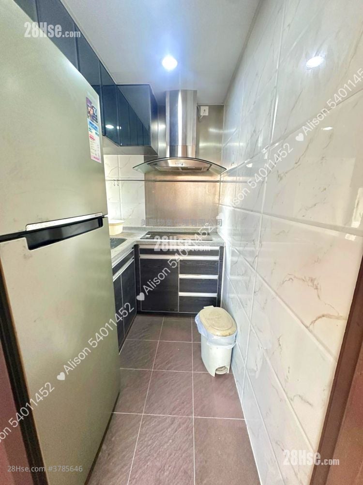 Luk Yeung Sun Chuen Sell 2 Bedrooms , 1 Bathroom 475 ft²