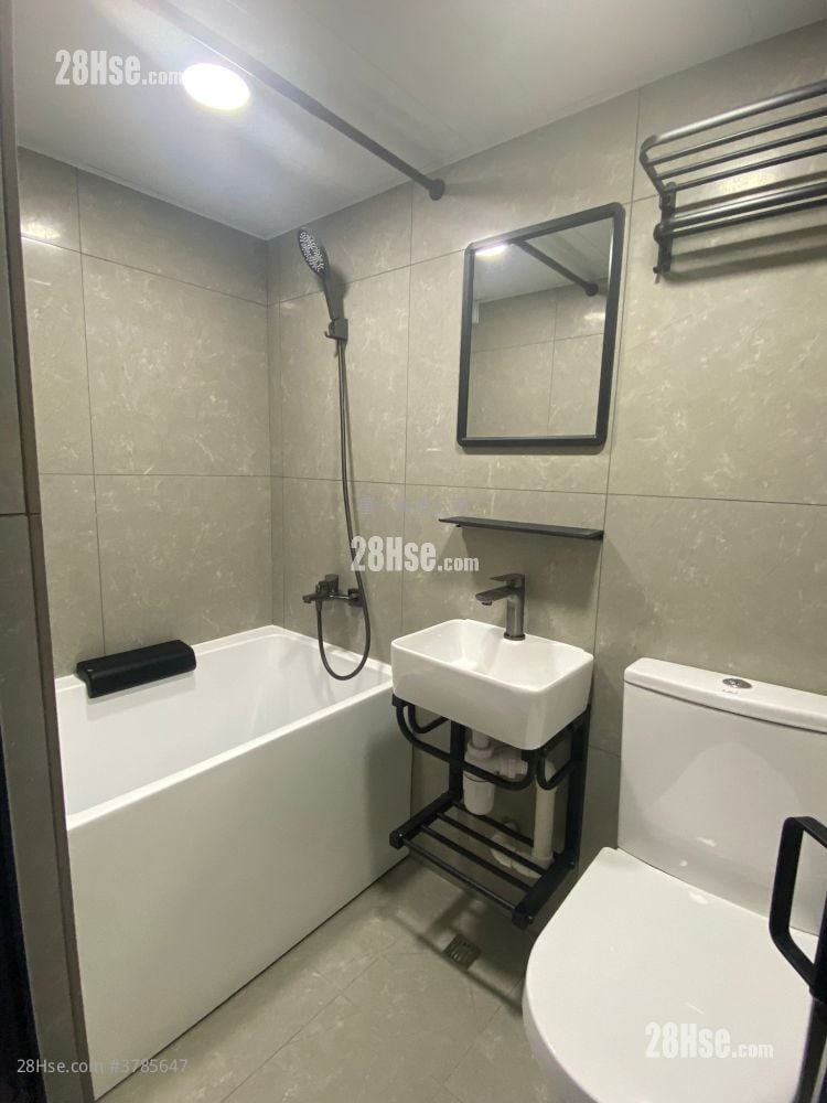 Pollock Building Rental Studio , 1 Bathroom 150 ft²