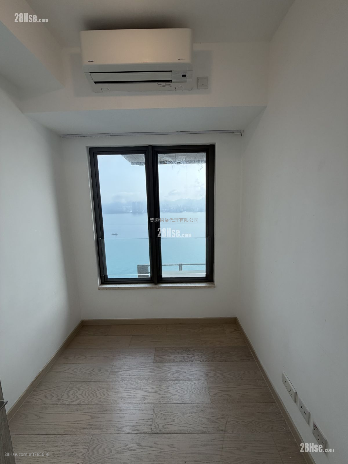 Sea To Sky 售盘 4 房 , 3 浴室 1,057 平方尺