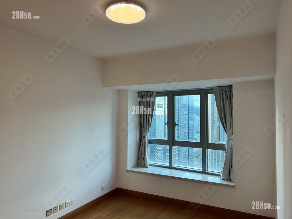 The Harbourside Rental 2 Bedrooms , 2 Bathrooms 779 ft²