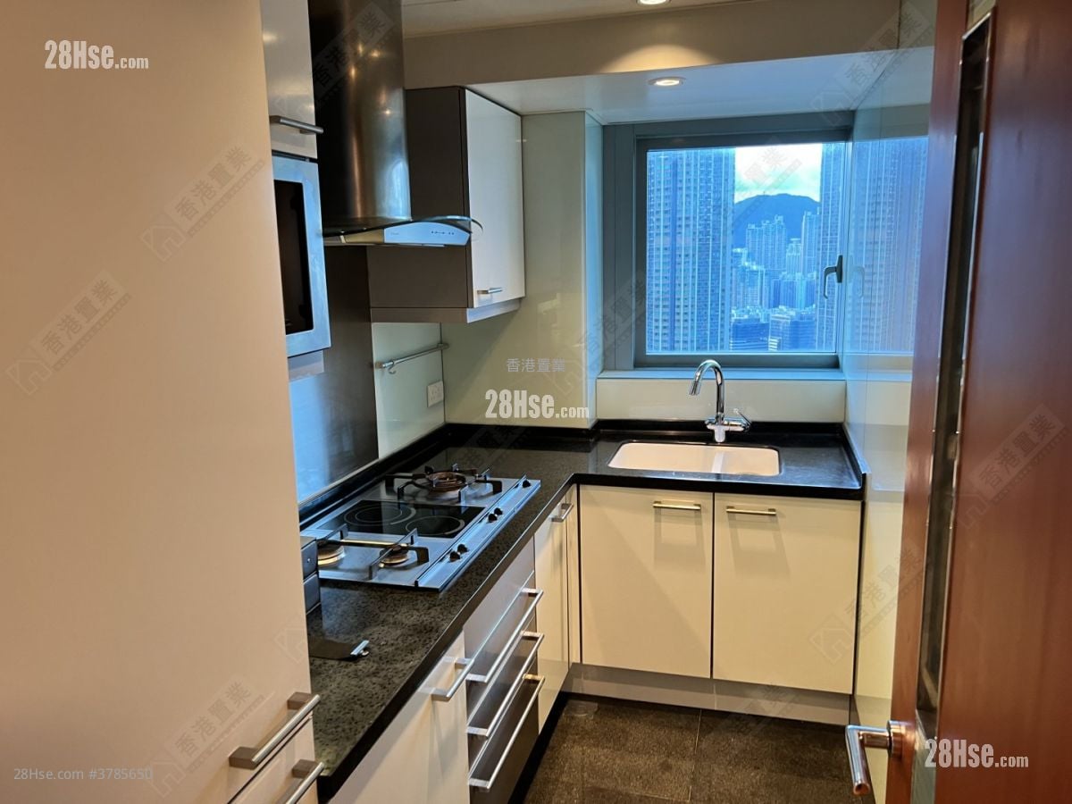 The Harbourside Rental 2 Bedrooms , 2 Bathrooms 779 ft²