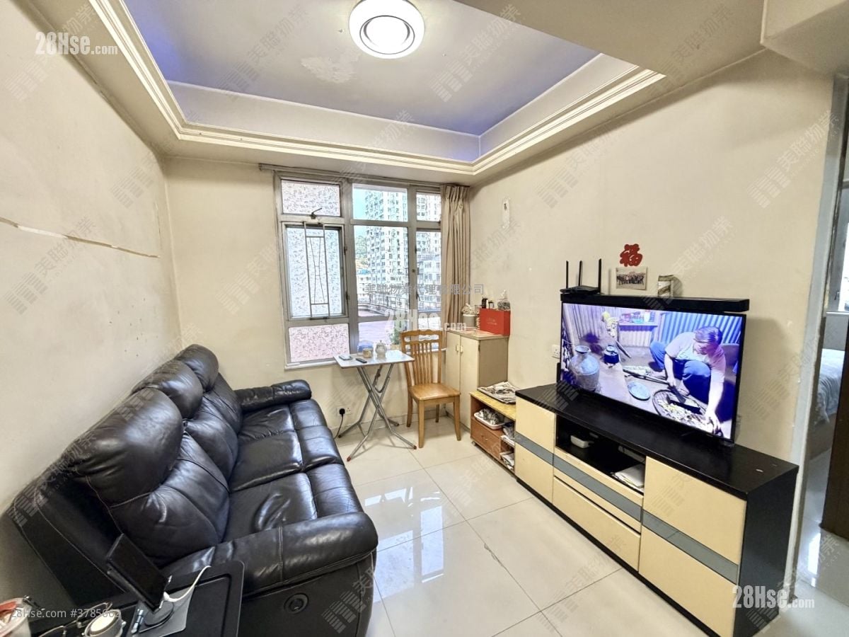 East Asia Gardens Sell 2 Bedrooms , 1 Bathroom 460 ft²