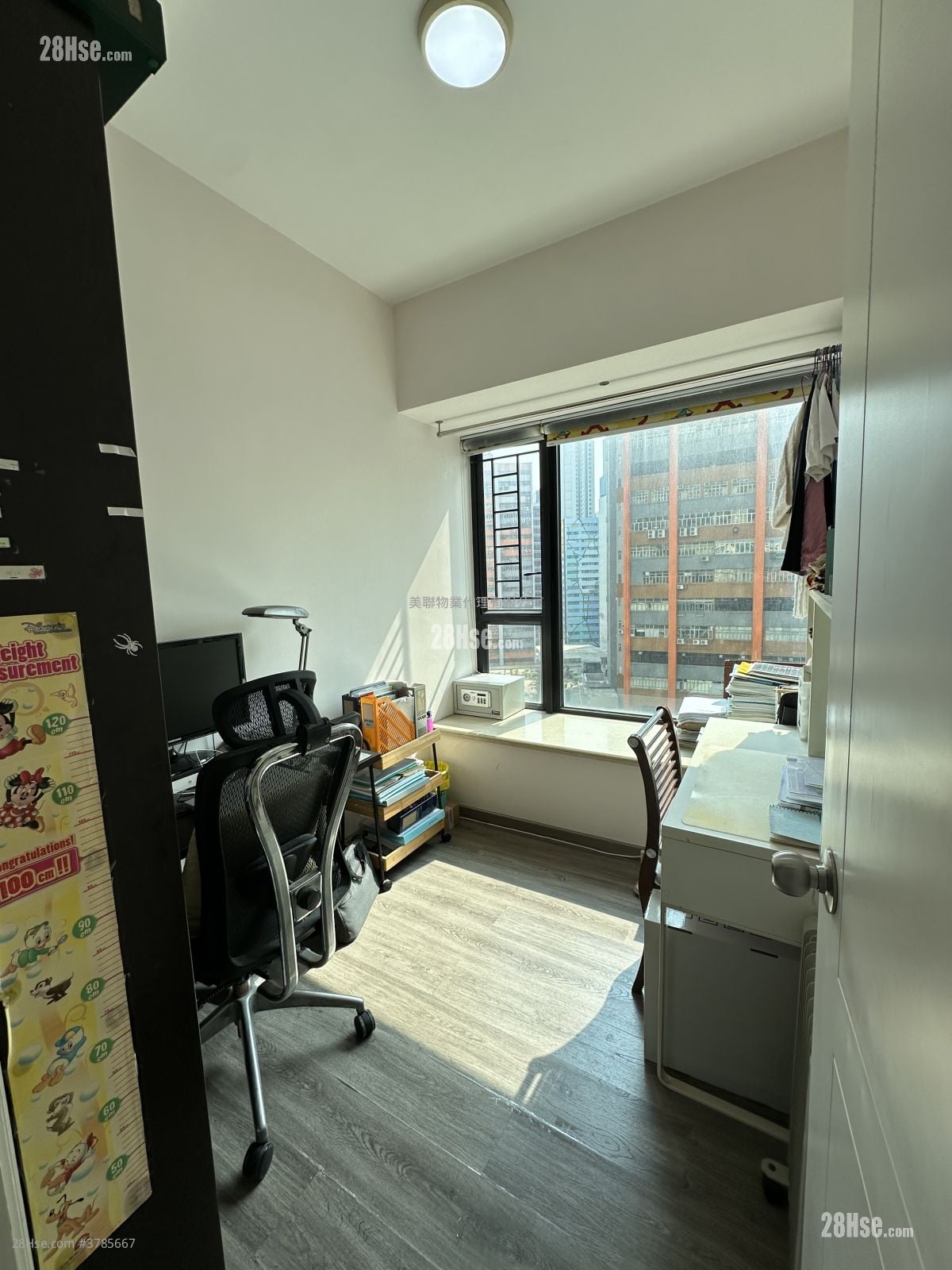 Chelsea Court Sell 4 Bedrooms 722 ft²