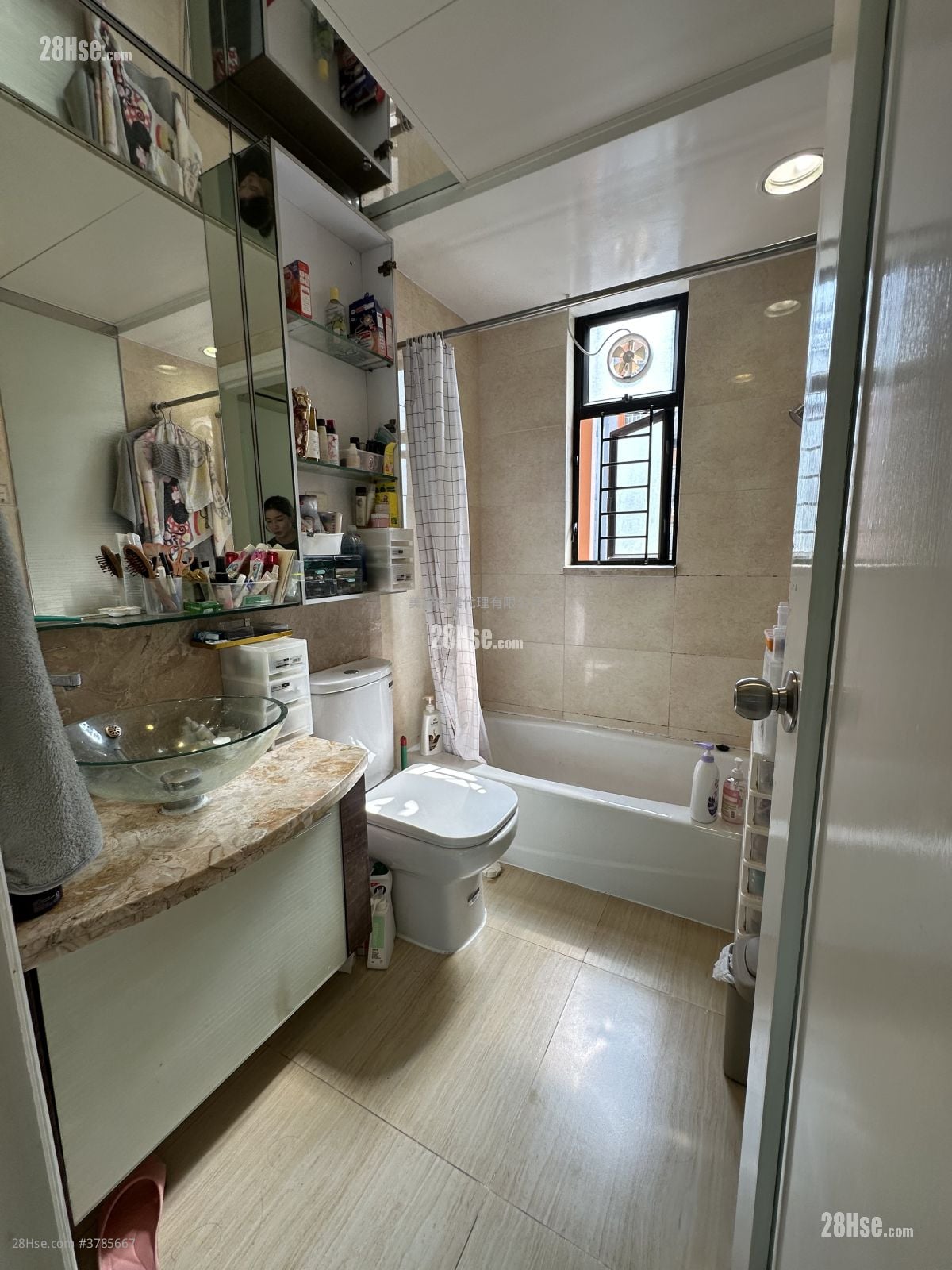 Chelsea Court Sell 4 Bedrooms 722 ft²