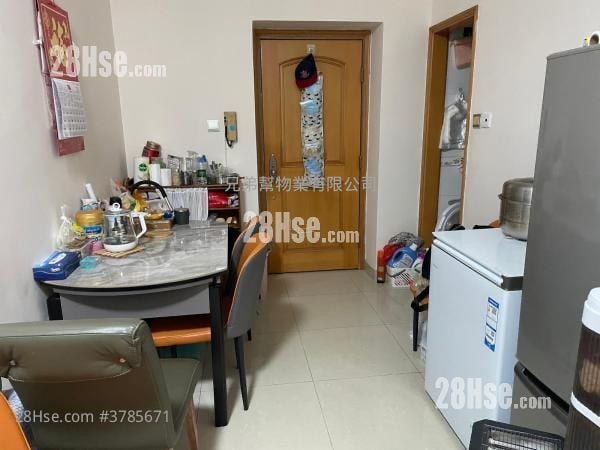 Tai Po Centre Sell 2 Bedrooms , 1 Bathroom 379 ft²