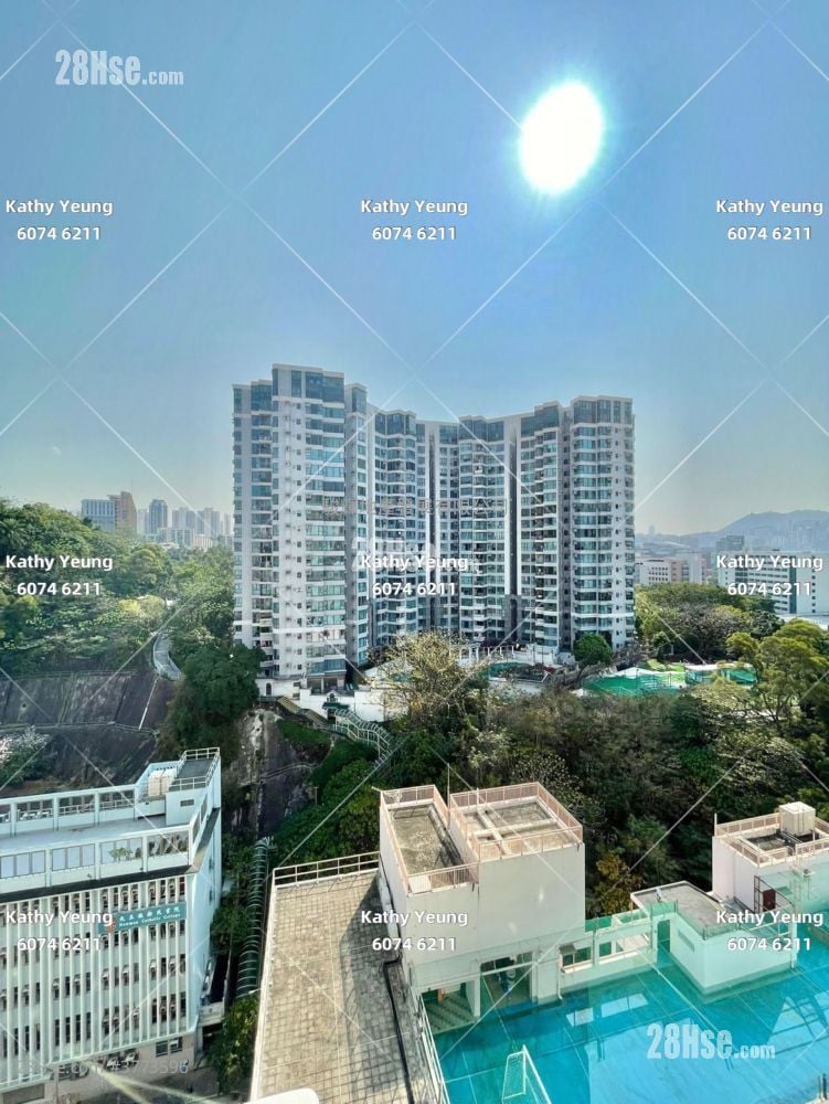 单幢楼房 售盘 2 房 , 1 浴室 424 平方尺