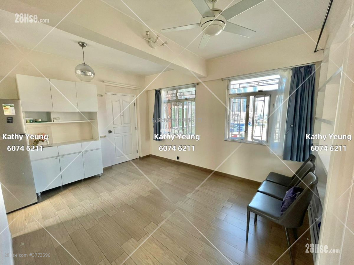 单幢楼房 售盘 2 房 , 1 浴室 424 平方尺