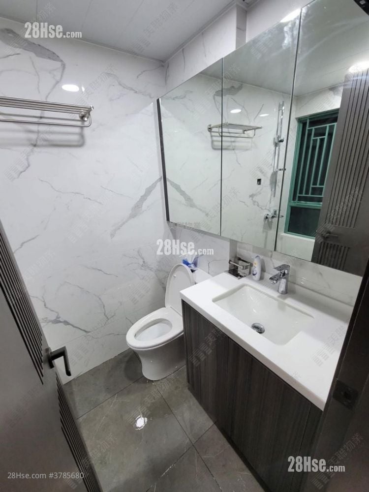 名逸居 售盘 2 房 , 1 浴室 530 平方尺