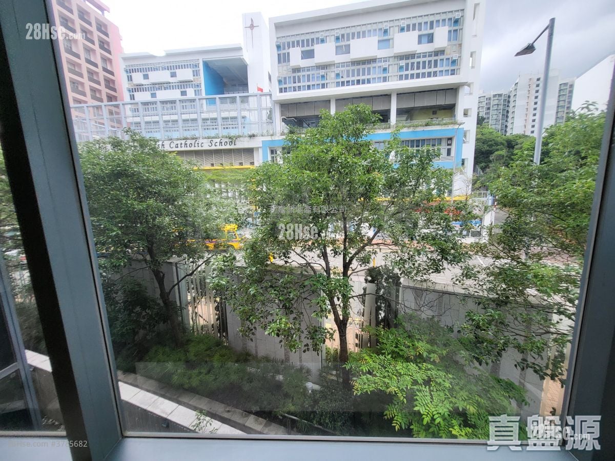 Parc Inverness Rental 1,514 ft²