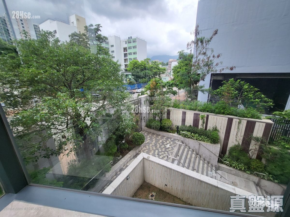 Parc Inverness Rental 1,514 ft²