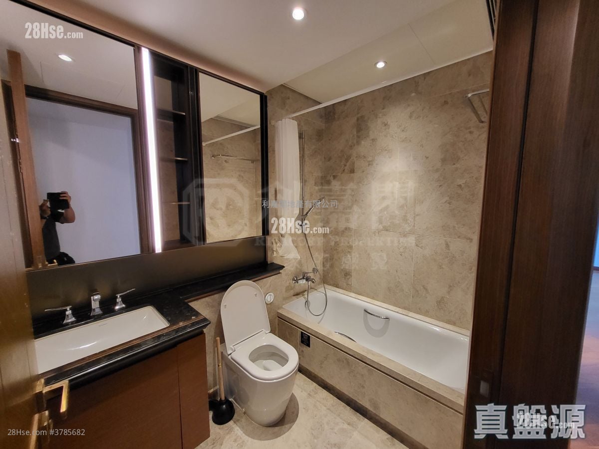 Parc Inverness Rental 1,514 ft²