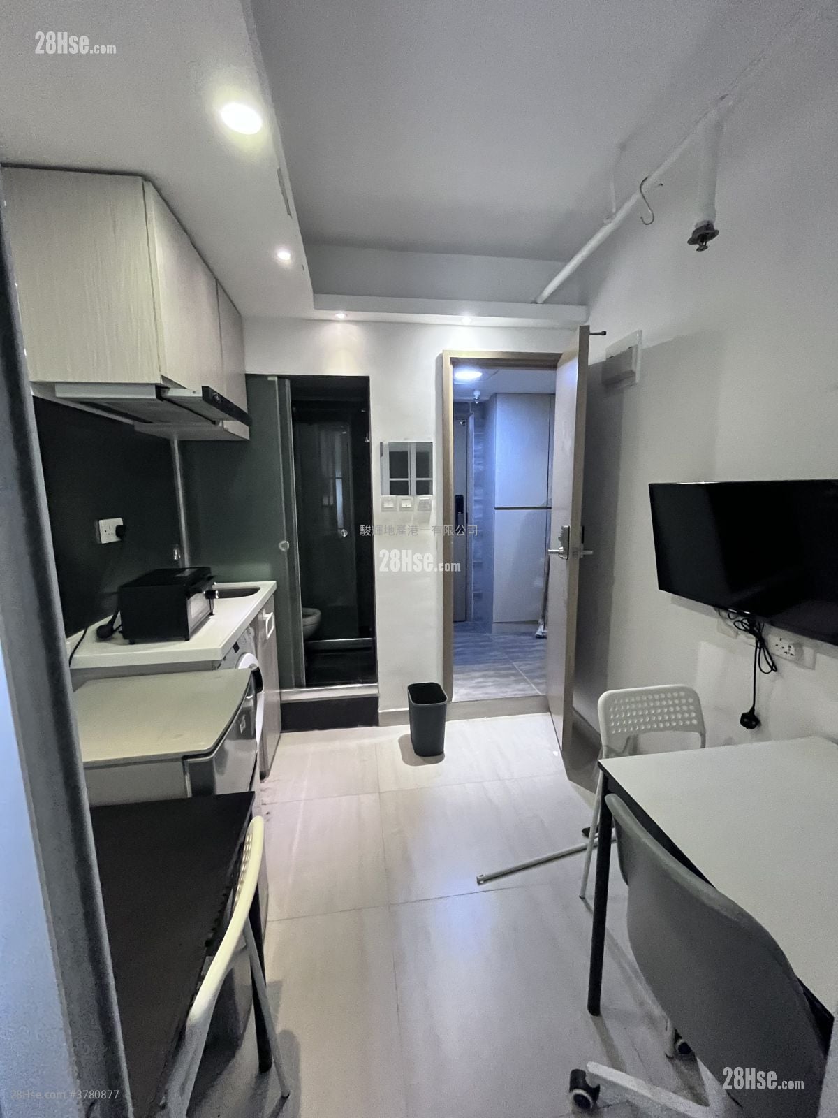 Fung Lok Commercial Building Rental 1 Bathroom 160 ft²