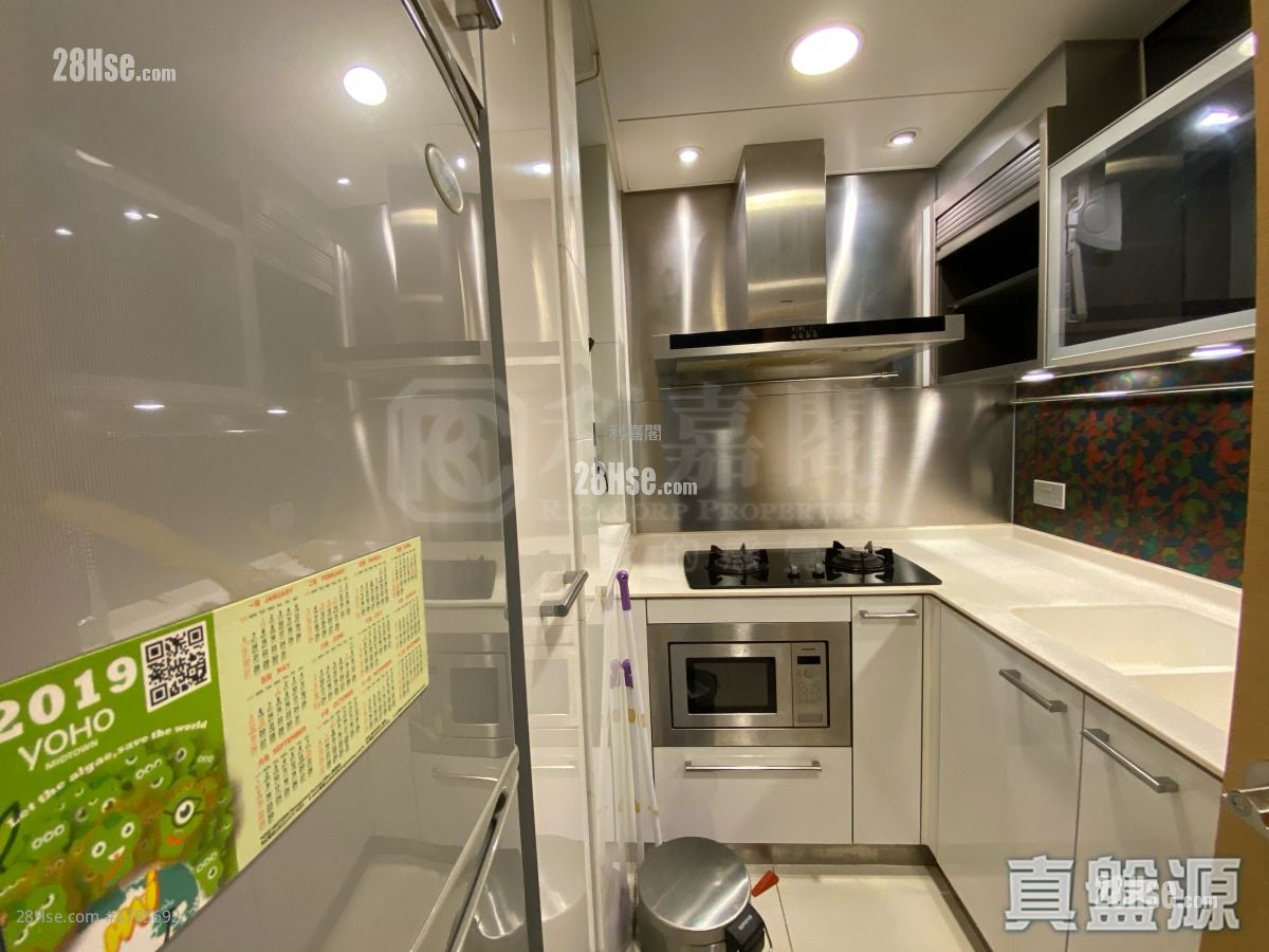 Yoho Midtown Sell 2 Bedrooms , 1 Bathroom 475 ft²