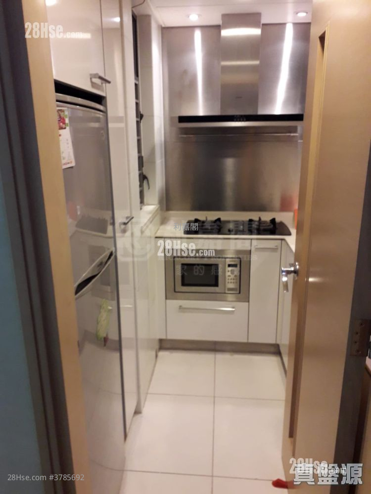 Yoho Midtown Sell 2 Bedrooms , 1 Bathroom 475 ft²