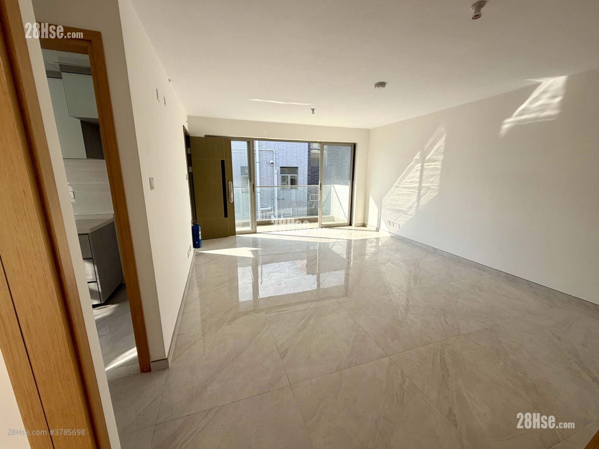 Village Rental 3 Bedrooms , 1 Bathroom 700 ft²