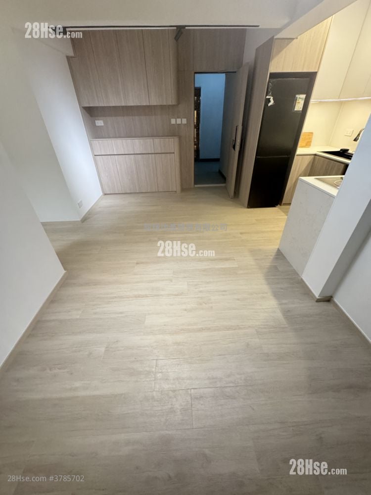 Wai On Building Sell 1 Bedroom , 1 Bathroom 374 ft²