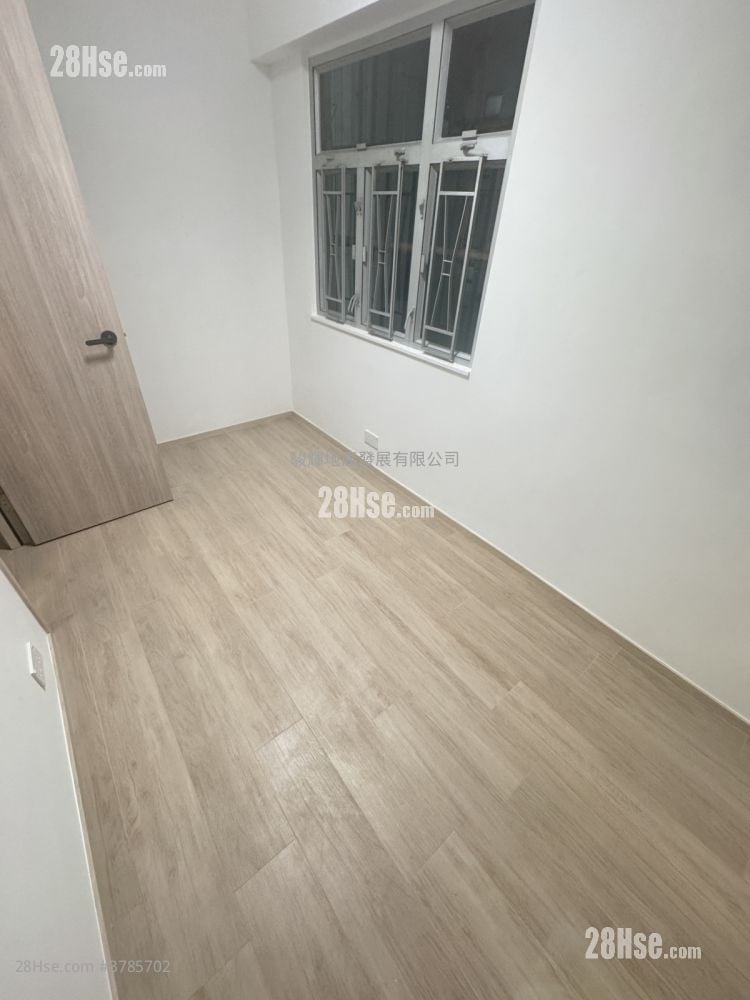 Wai On Building Sell 1 Bedroom , 1 Bathroom 374 ft²