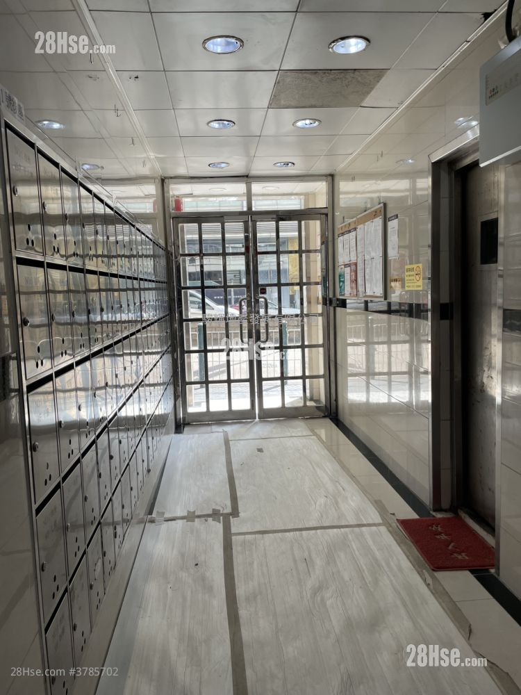 Wai On Building Sell 1 Bedroom , 1 Bathroom 374 ft²