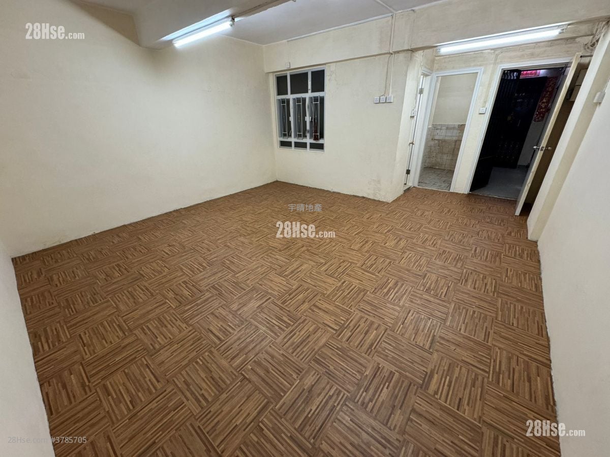 Tse Wan Mansion Sell 2 Bedrooms , 1 Bathroom 374 ft²