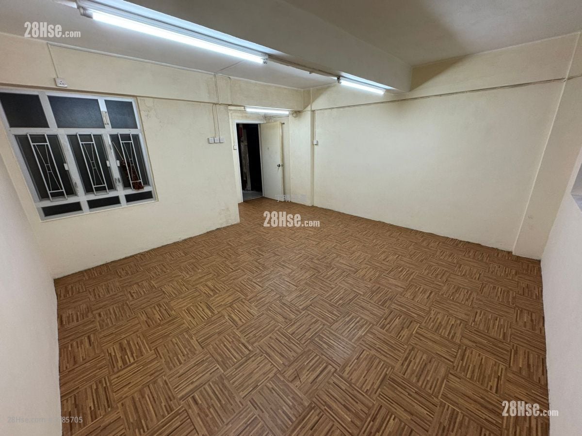 Tse Wan Mansion Sell 2 Bedrooms , 1 Bathroom 374 ft²