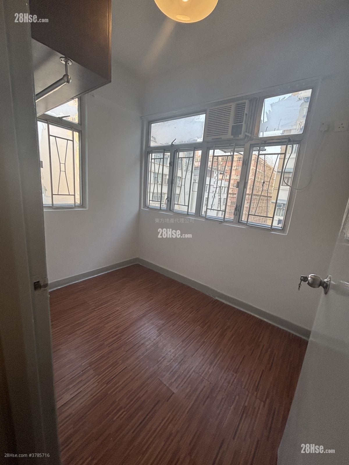 益富大厦 租盘 287 平方尺