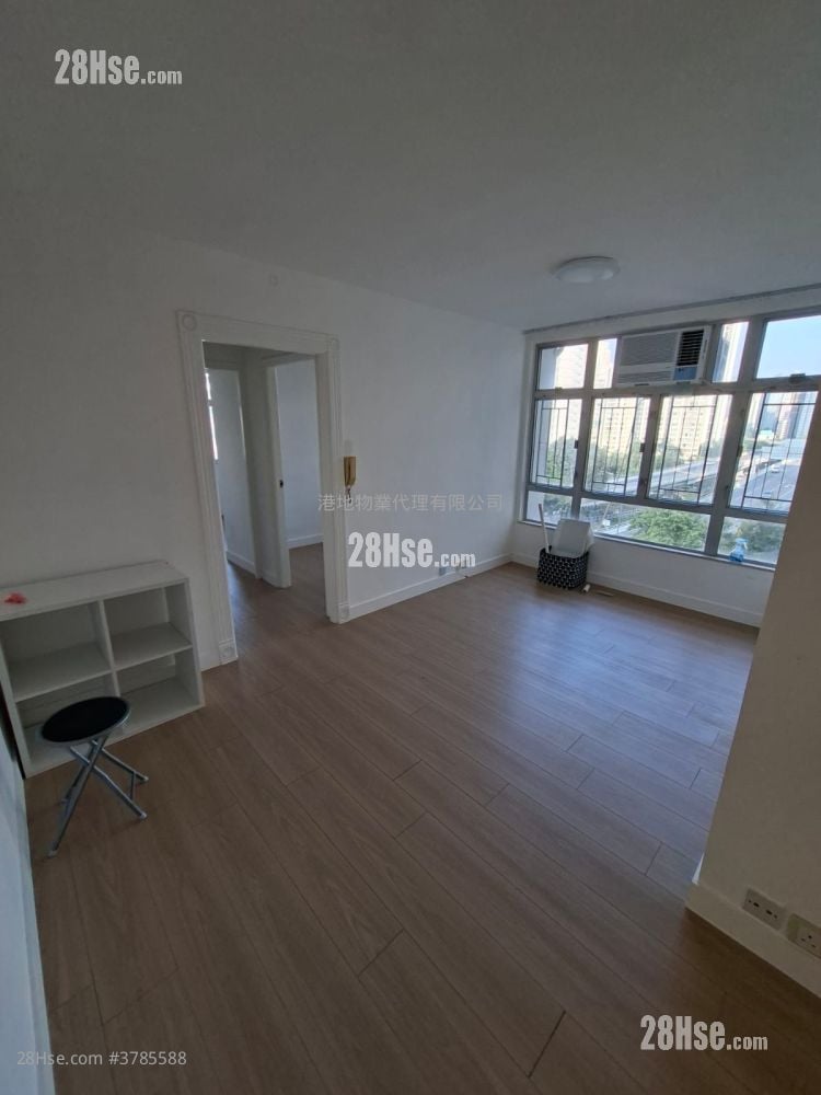 Taikoo Shing Sell 3 Bedrooms , 1 Bathroom 583 ft²