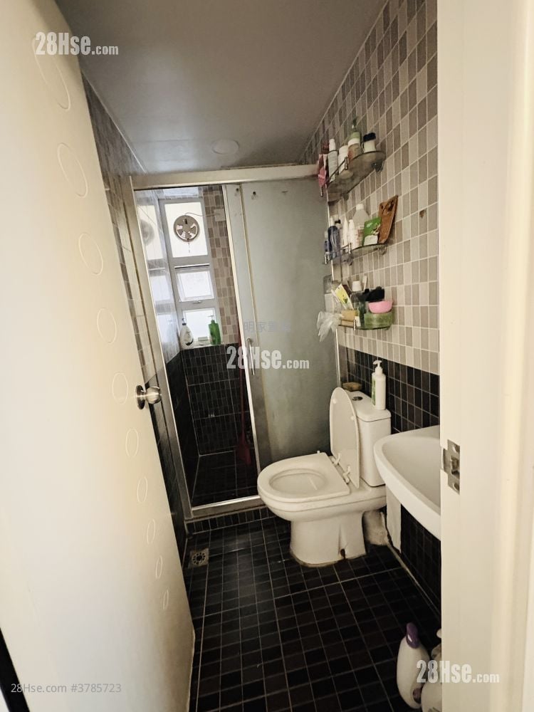 艺兴大厦 售盘 3 房 , 2 浴室 638 平方尺