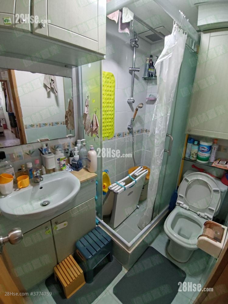 康华苑 售盘 2 房 , 1 浴室 423 平方尺