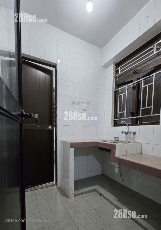 Village Rental 1 Bedroom , 1 Bathroom 330 ft²