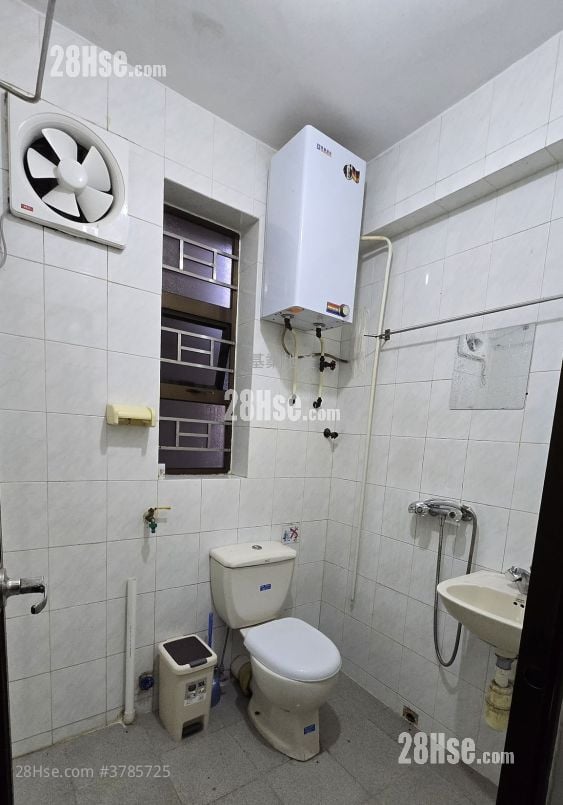 Village Rental 1 Bedroom , 1 Bathroom 330 ft²