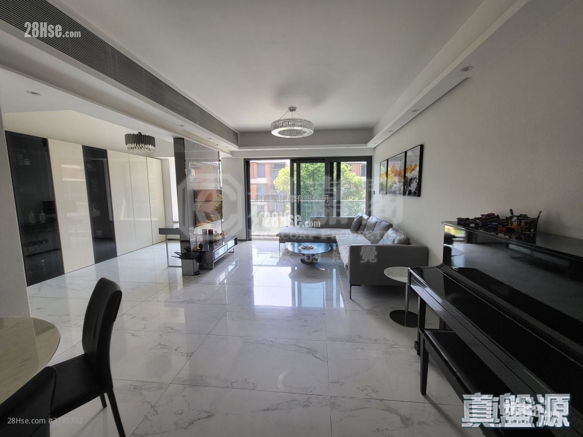 Parc Inverness Sell 3 Bedrooms 1,514 ft²