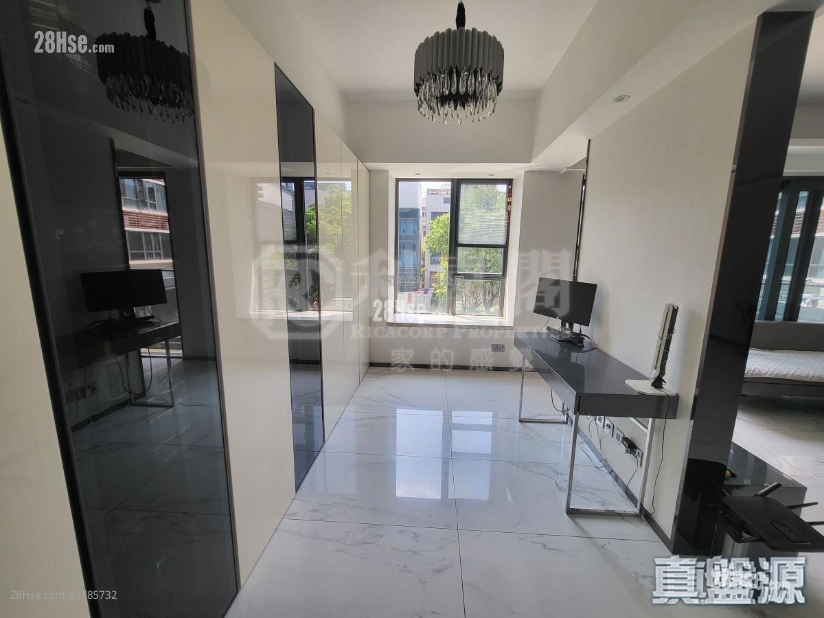 Parc Inverness Sell 3 Bedrooms 1,514 ft²