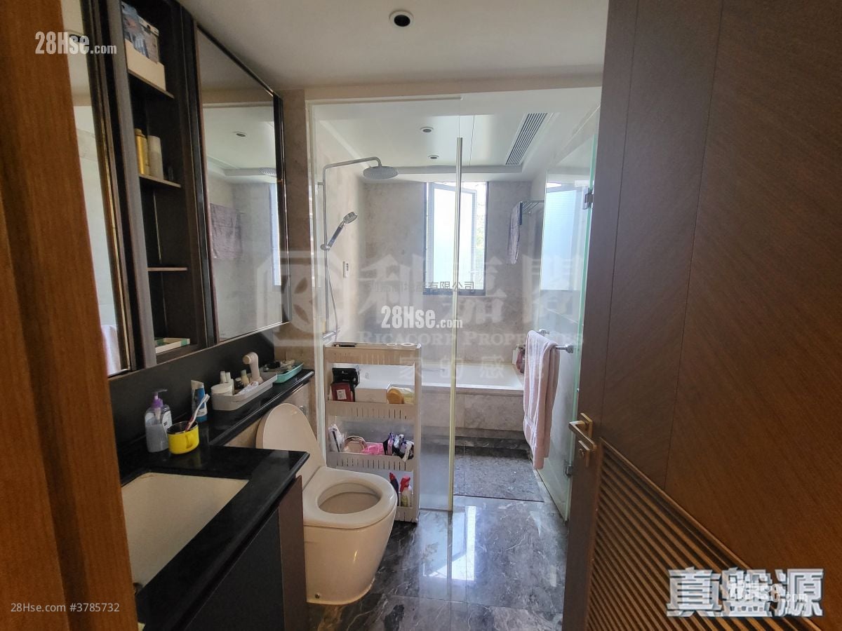 Parc Inverness Sell 3 Bedrooms 1,514 ft²