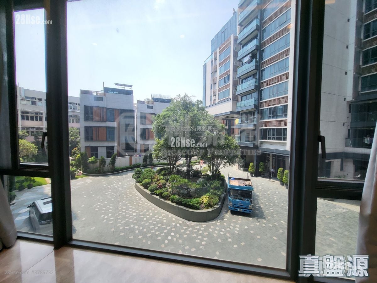 Parc Inverness Sell 3 Bedrooms 1,514 ft²